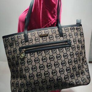 Michael Kors New Tote